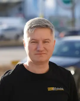 Claudio, Driving Instructor Class B at Peters Driving School Munich