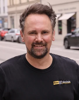 Sebastian, Driving Instructor Class B at Peters Driving School Munich