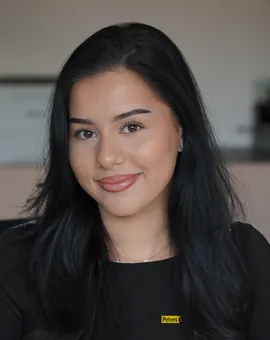 Vanesa, Office at Peters Driving School Munich